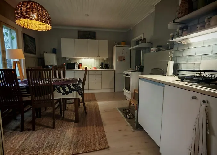 Kesaeasunto, Vuokraajalle Kaeytoessae Myoes Kajakkikaksikko Casa vacanze Heinola